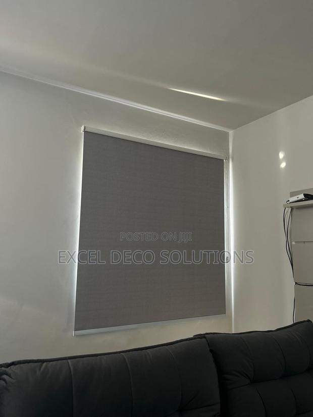 Roller Blinds for Elegant Residential Office Spaces