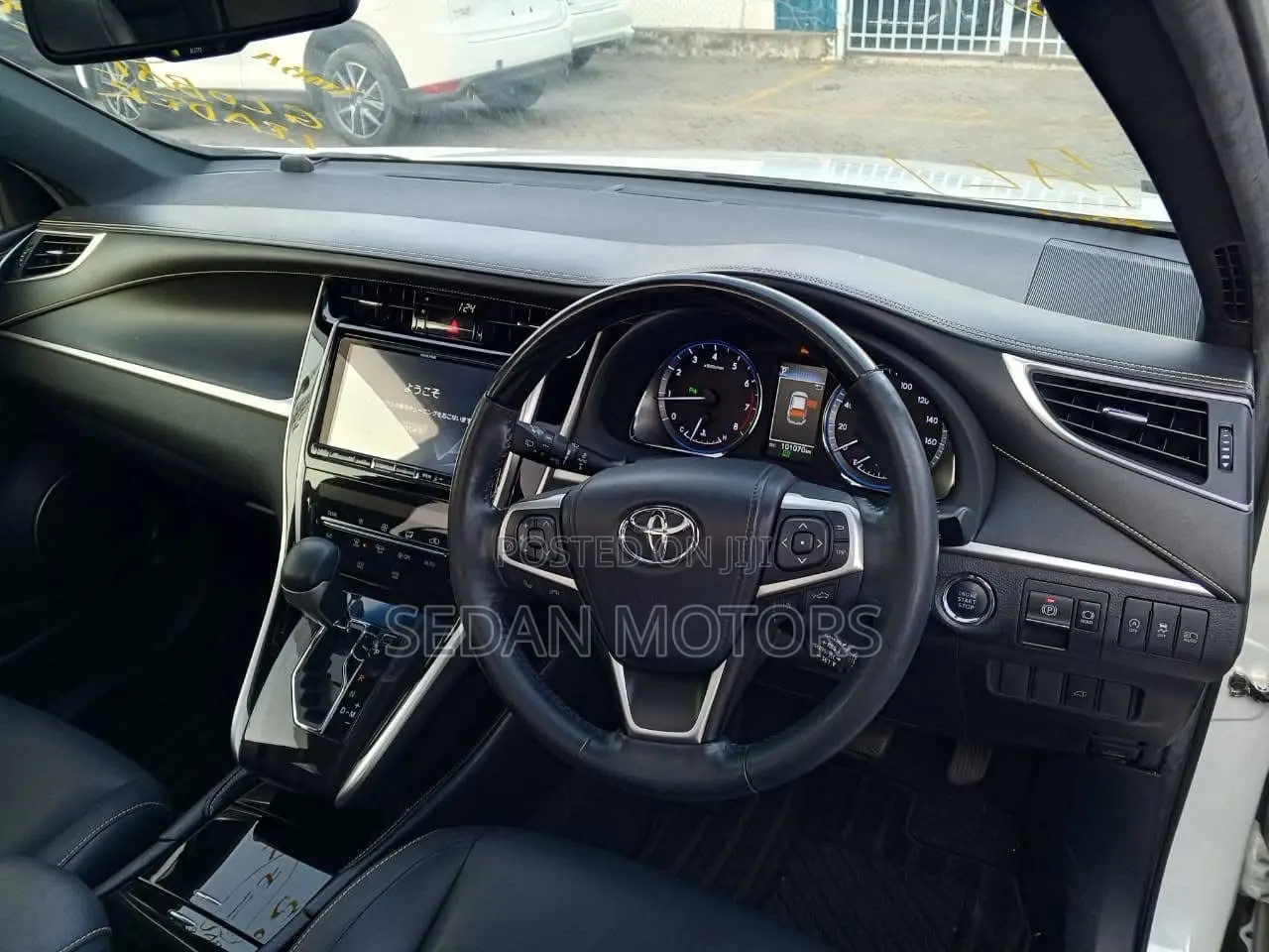 Toyota Harrier 2019 Pearl