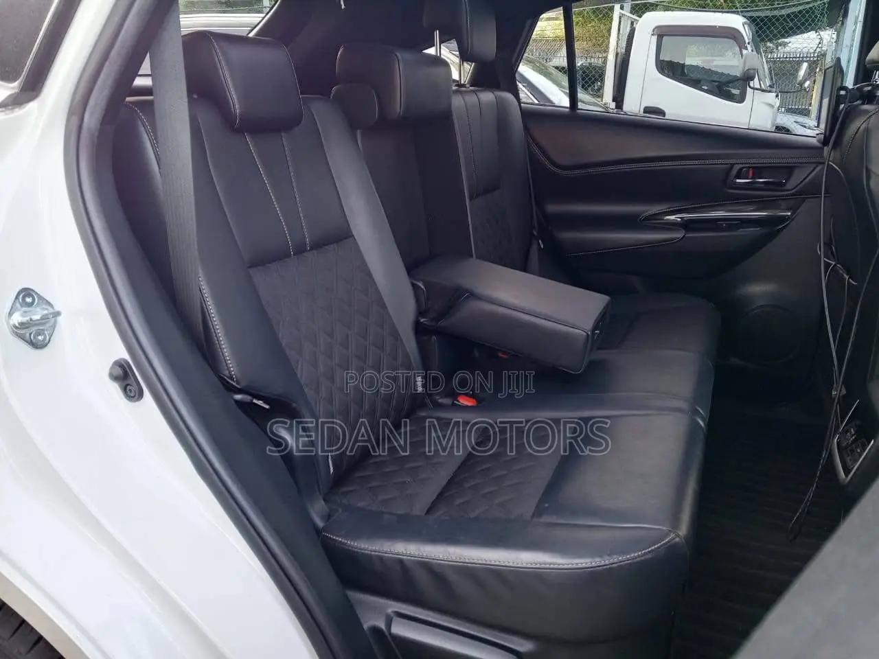 Toyota Harrier 2019 Pearl