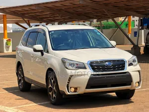 Subaru Forester 2018 White