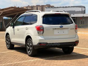 Subaru Forester 2018 White