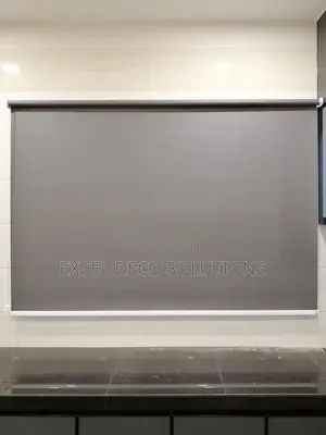 Roller Blinds With Durable Modern Window Finish