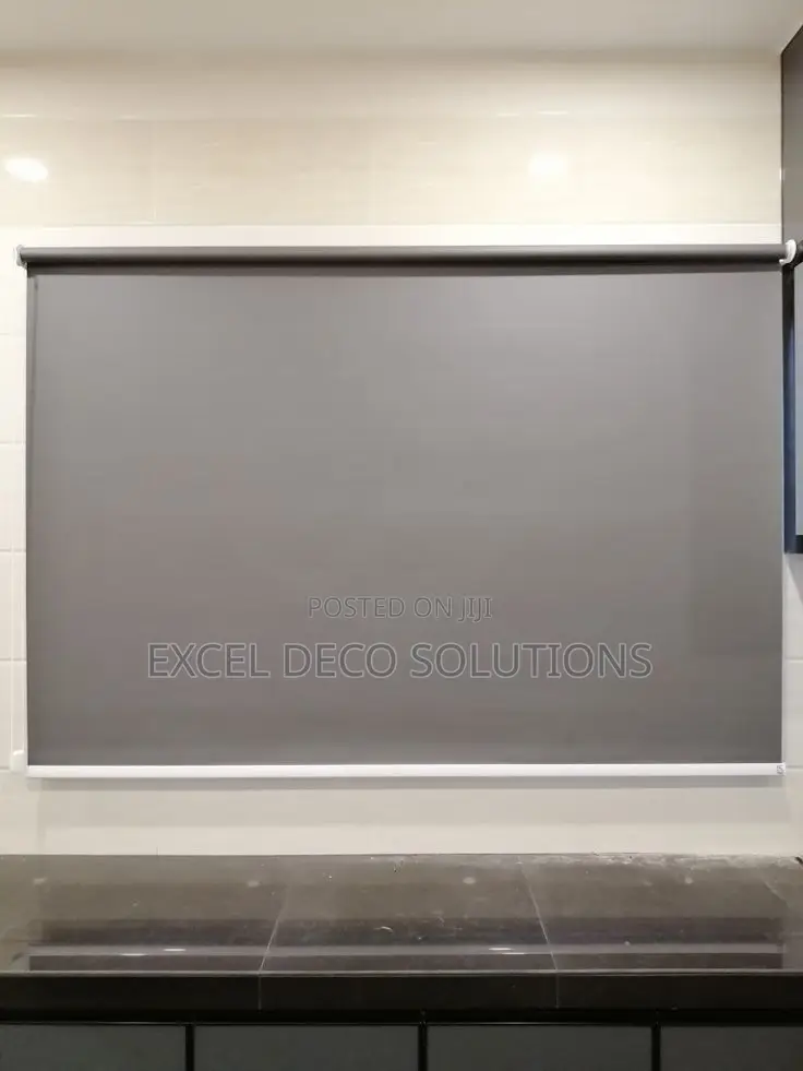 Roller Blinds With Durable Modern Window Finish