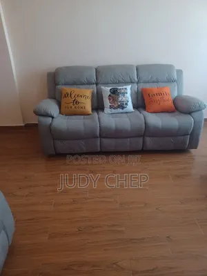5 Seater Recliner Sofas Still in Very Good Condition L No Dents .