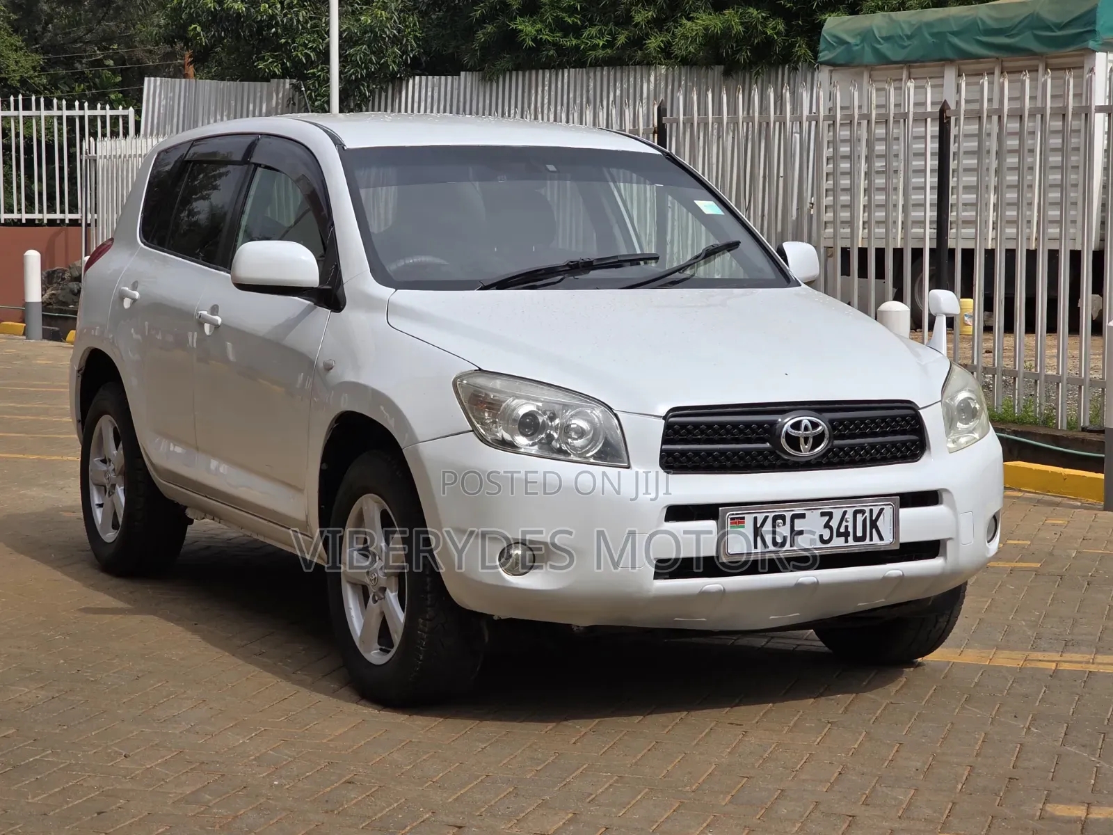Toyota RAV4 2008 White