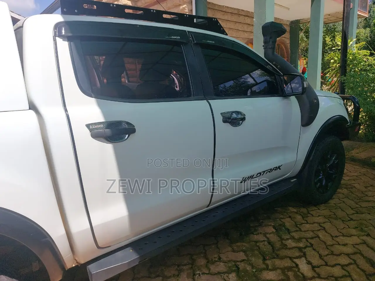 Ford Ranger Wildtrak 2013 White