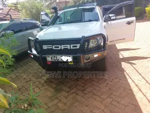 Ford Ranger Wildtrak 2013 White