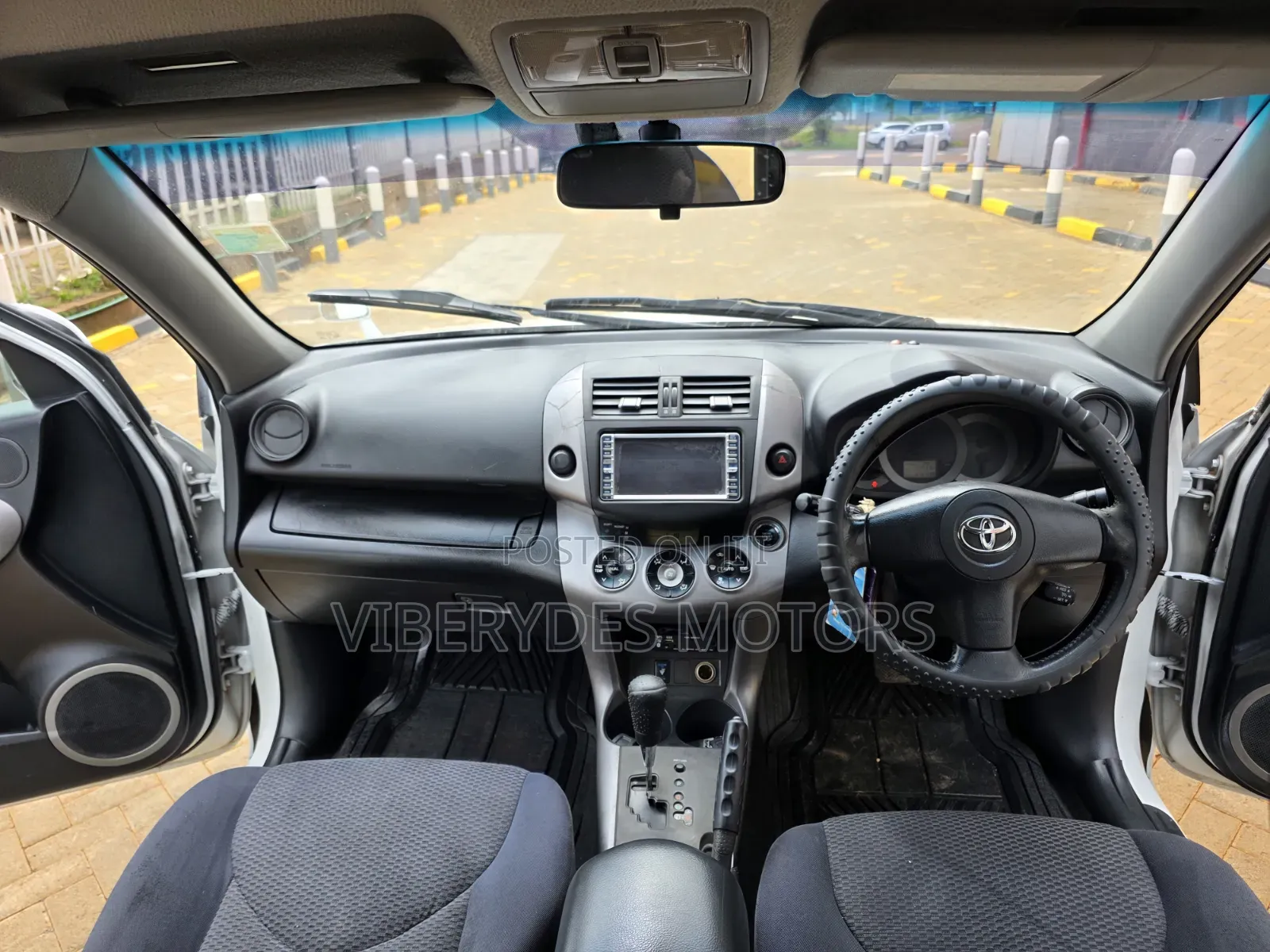 Toyota RAV4 2008 White