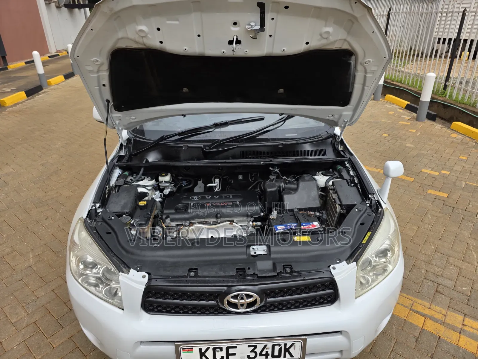 Toyota RAV4 2008 White