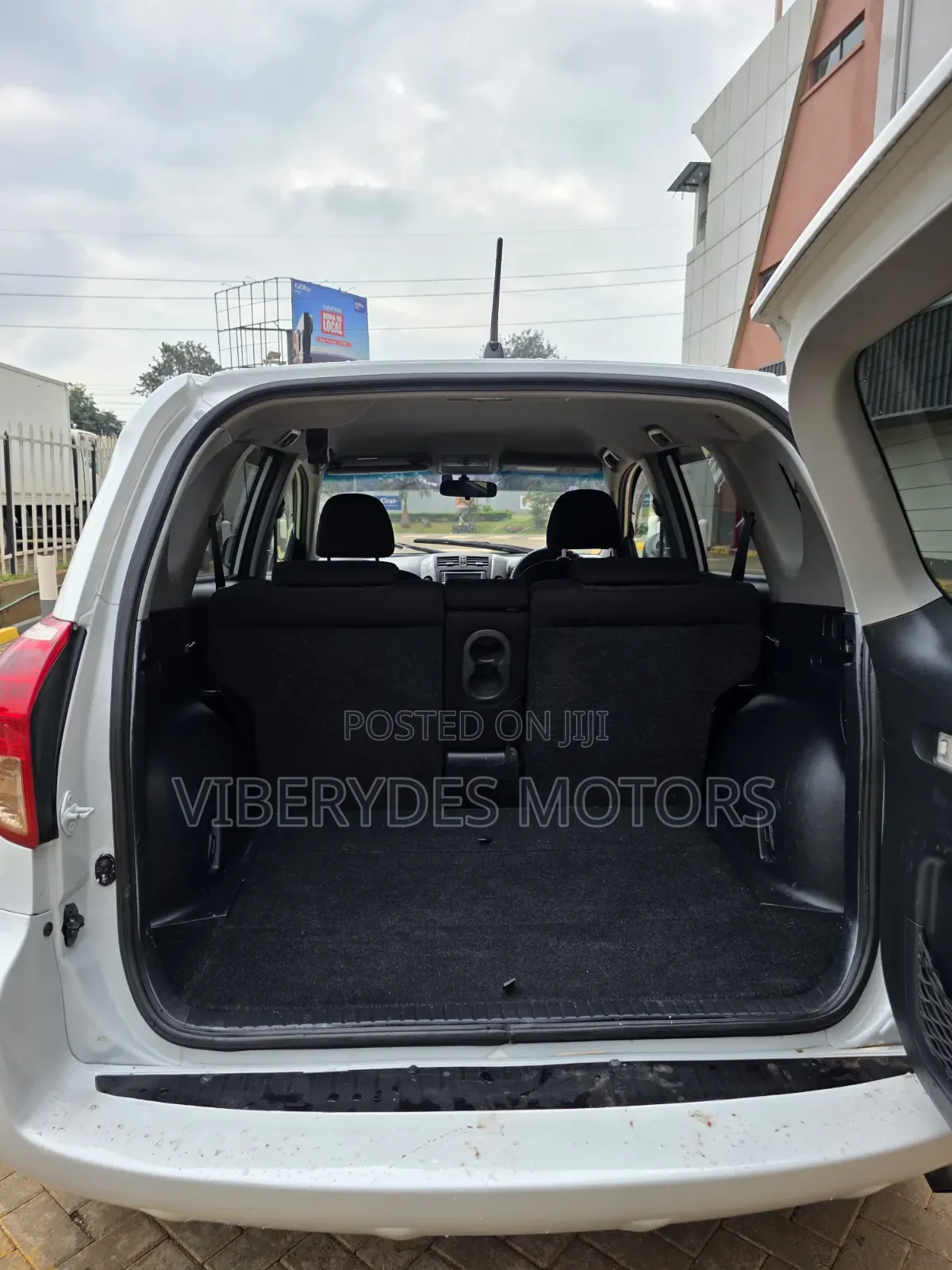 Toyota RAV4 2008 White
