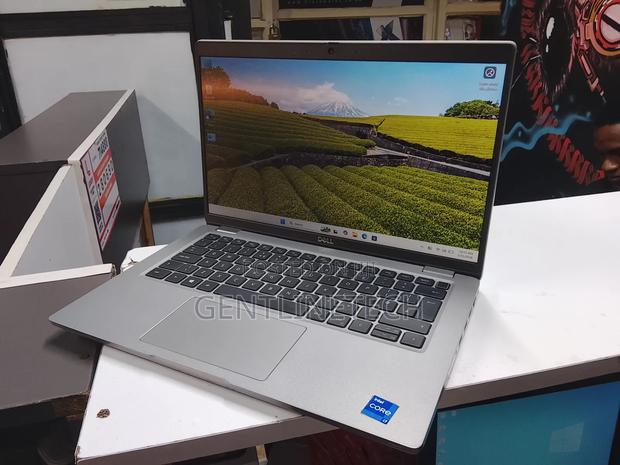 Laptop Dell Latitude 5420 16GB Intel Core i7 SSD 256GB - thumbnail 2