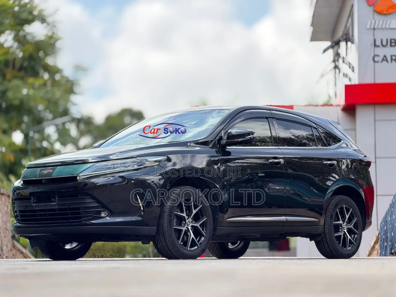 Toyota Harrier 2.0 2019 Black