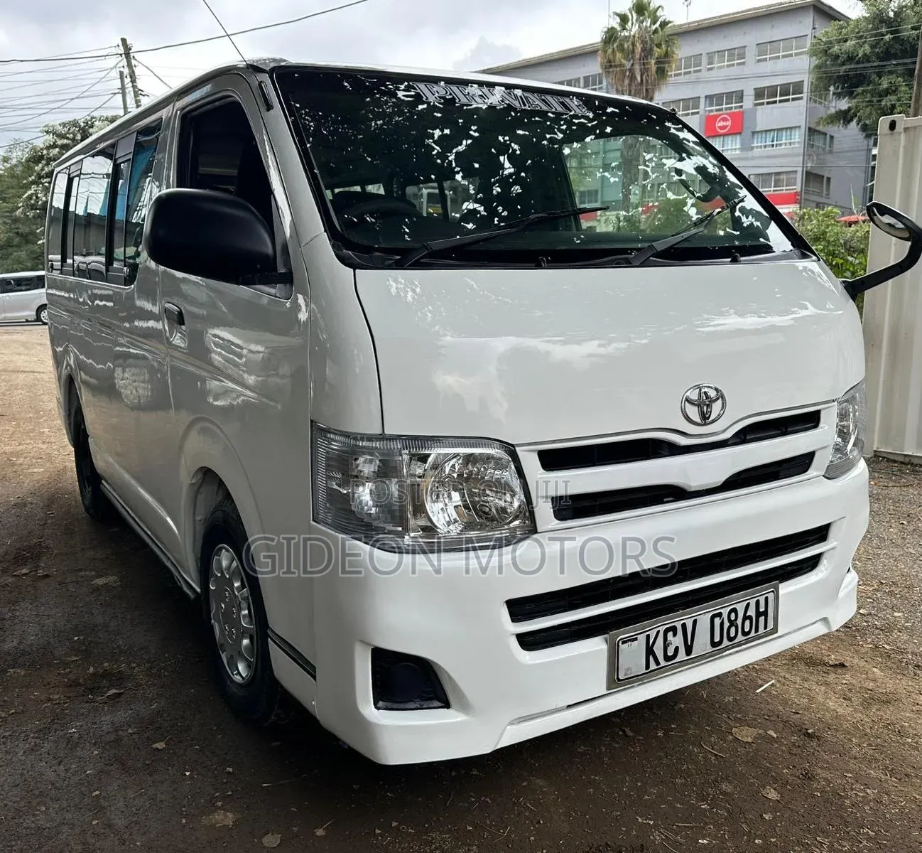 Toyota HiAce 2012 White