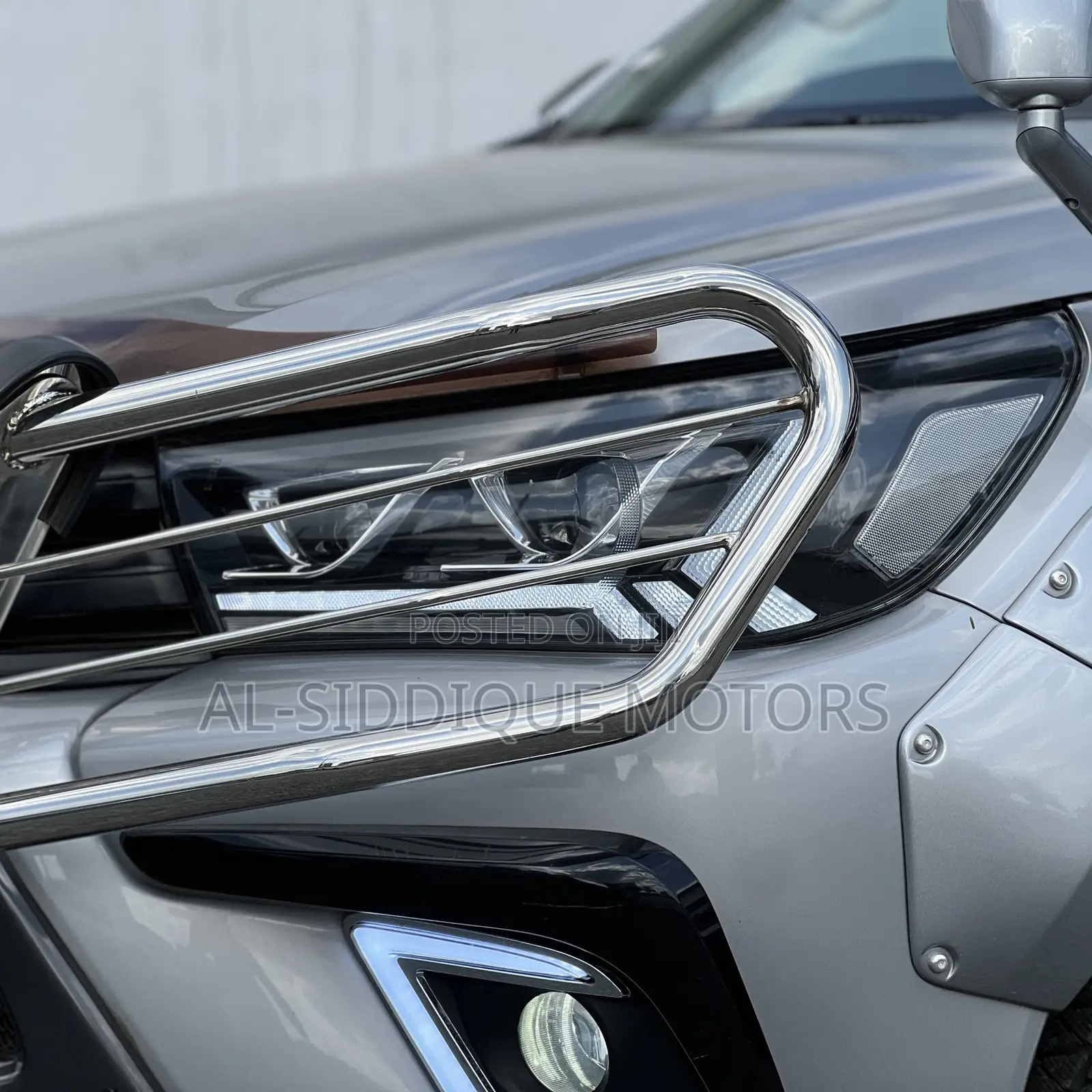 Toyota Hilux Revo Double Cab Deisel 2.4 AWD 2018 Silver