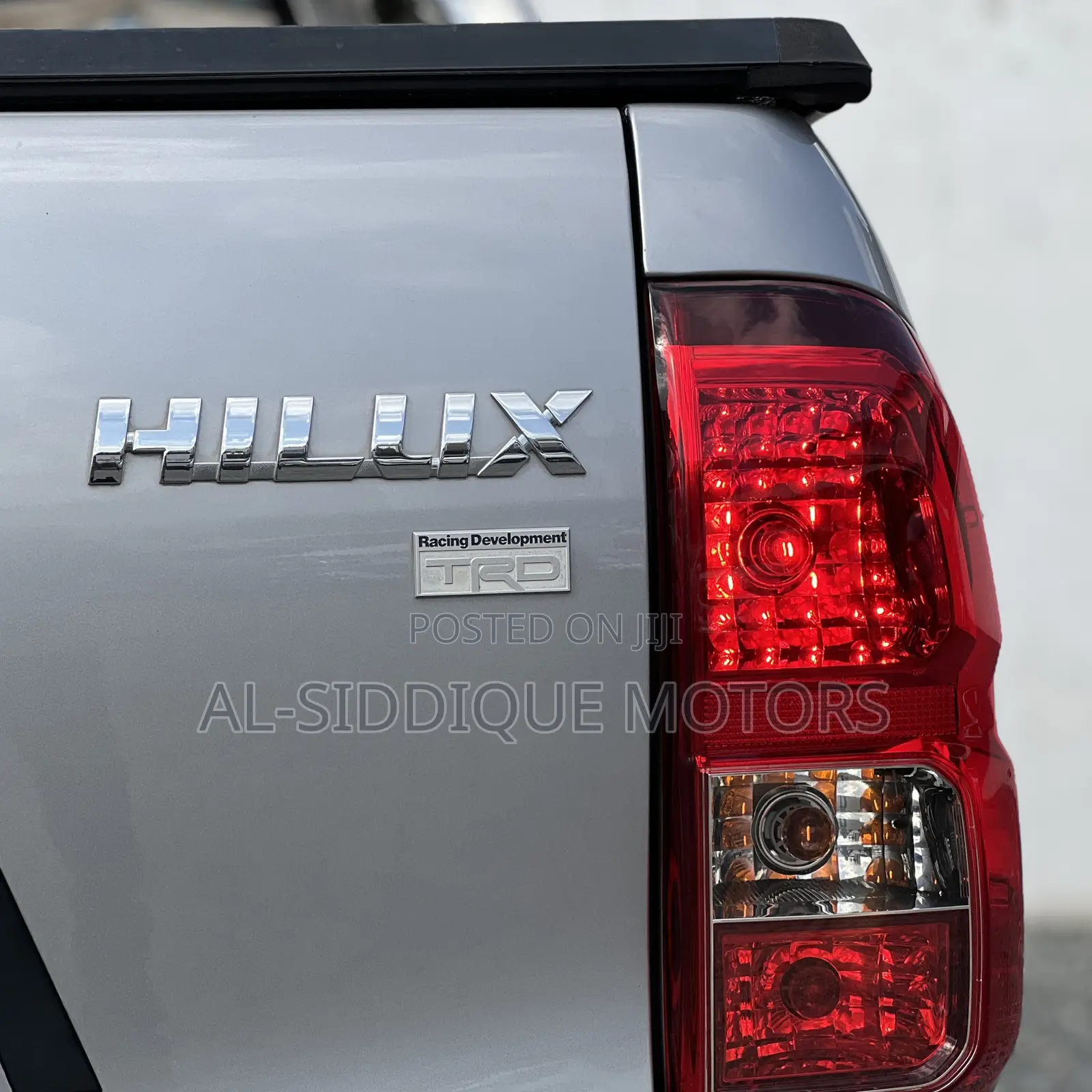 Toyota Hilux Revo Double Cab Deisel 2.4 AWD 2018 Silver