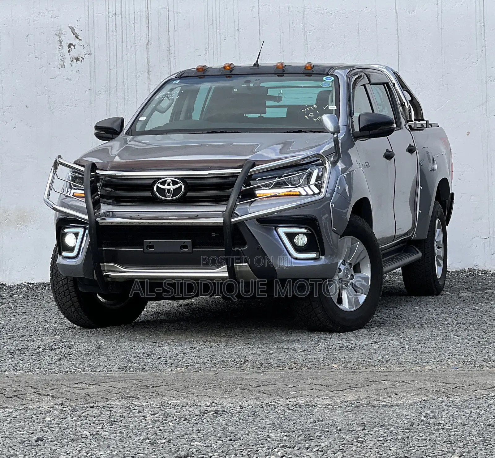 Toyota Hilux Revo Double Cab Deisel 2.4 AWD 2018 Silver