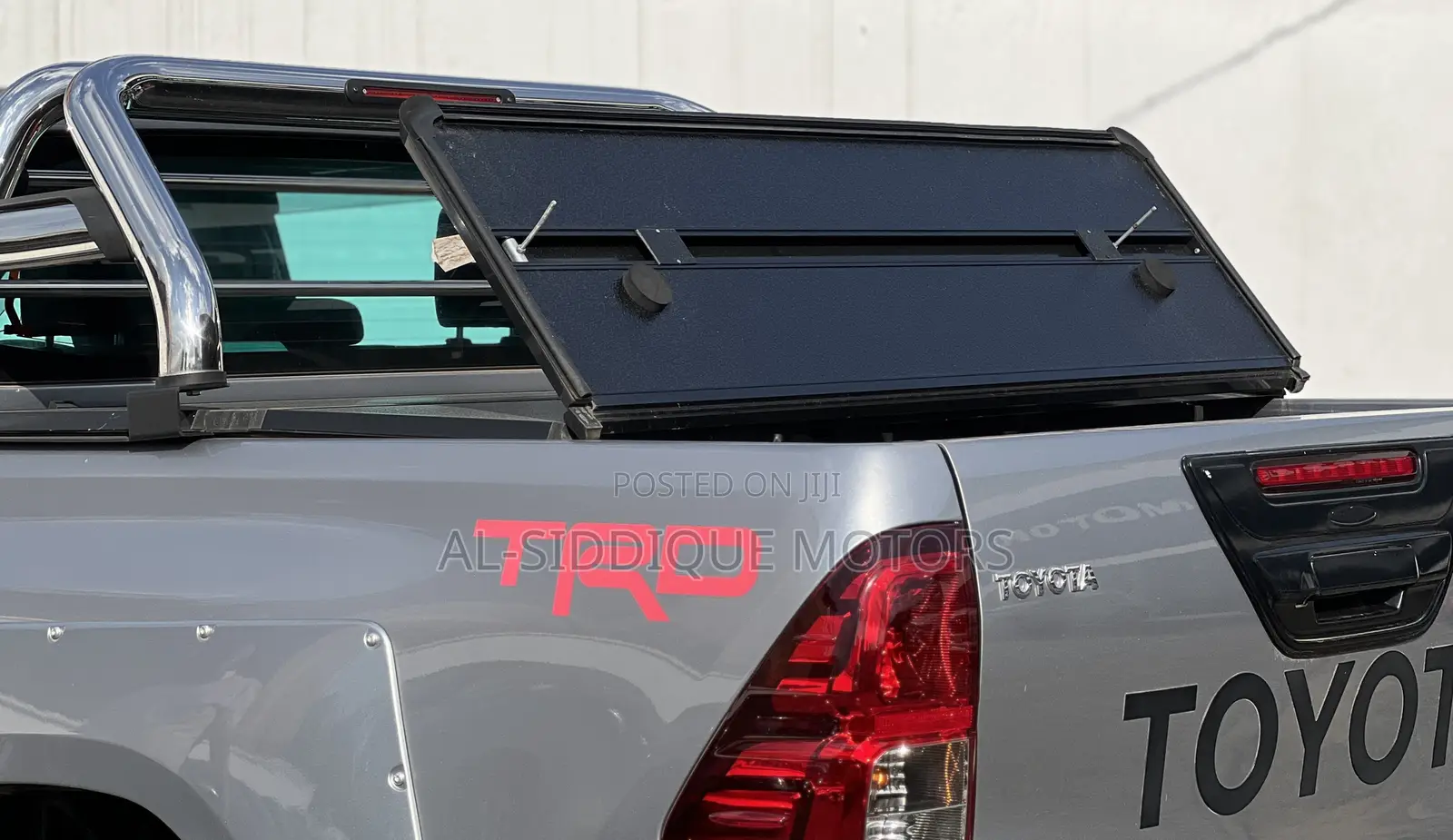 Toyota Hilux Revo Double Cab Deisel 2.4 AWD 2018 Silver