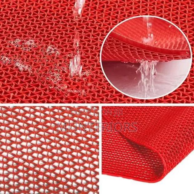 Durable Perforated Rubber Mats