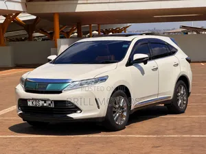 Toyota Harrier 2018 White