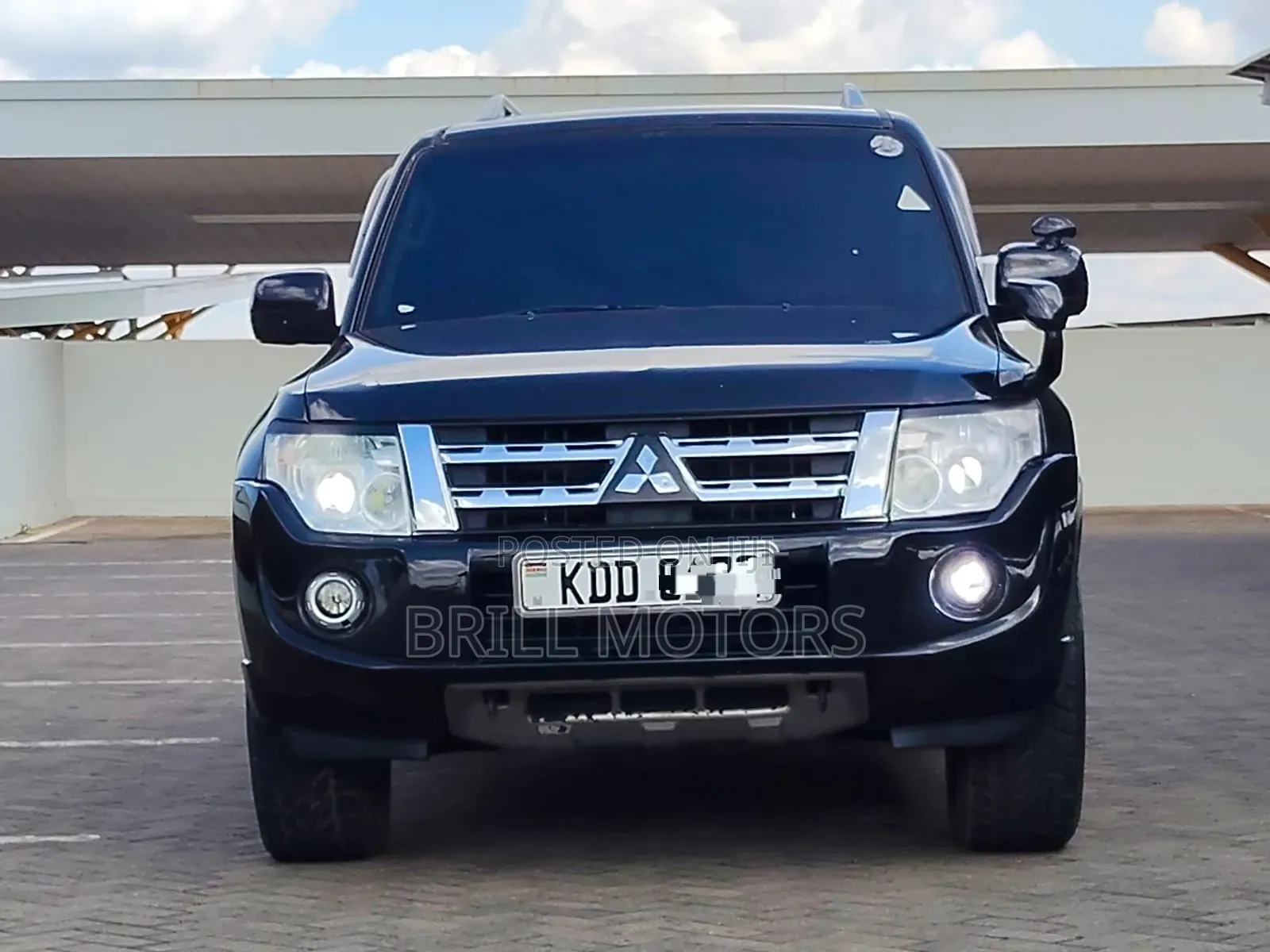 Mitsubishi Pajero 2014 Black