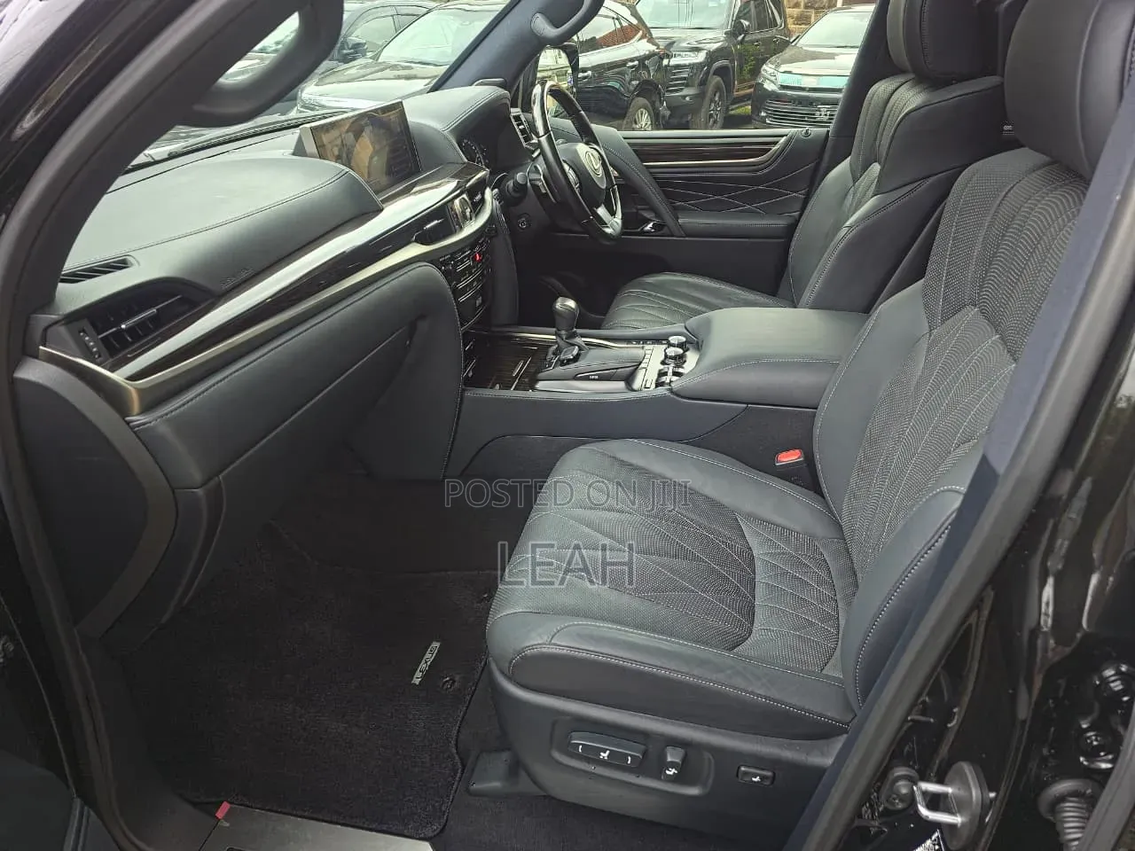 Lexus LX 570 AWD 2020 Black