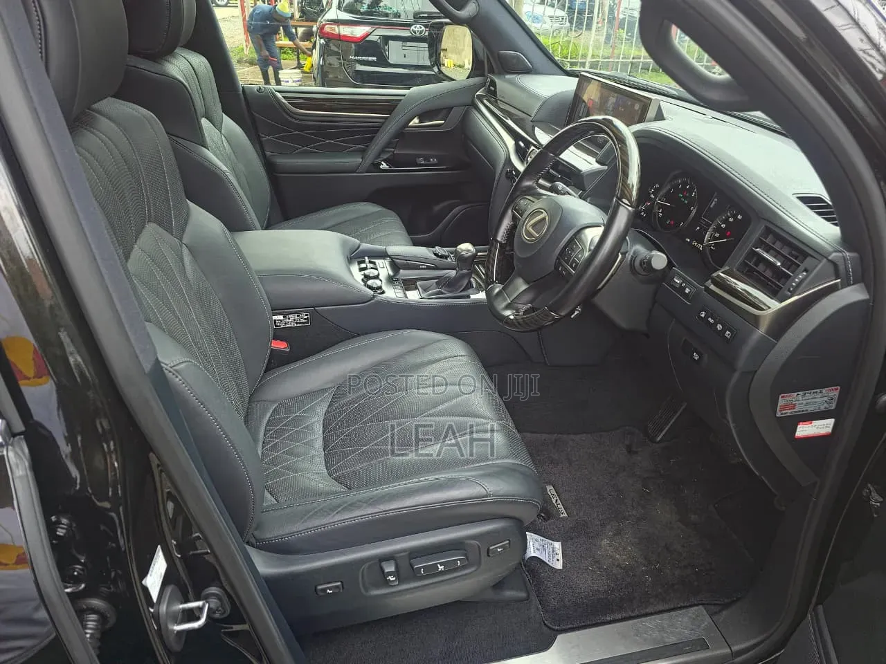 Lexus LX 570 AWD 2020 Black