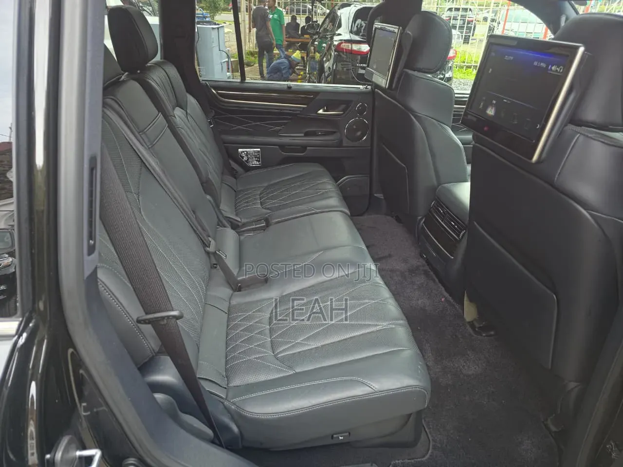 Lexus LX 570 AWD 2020 Black