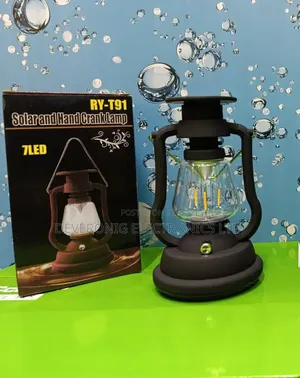 *Solar Vintage Hand Crank Lamp