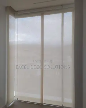 Sunscreen Roller Blinds – Stylish Sunlight Control Solution