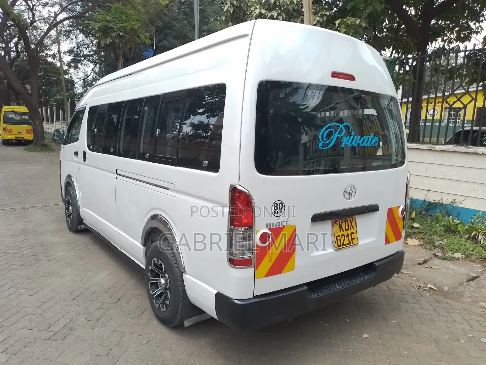 Toyota HiAce 2013 White