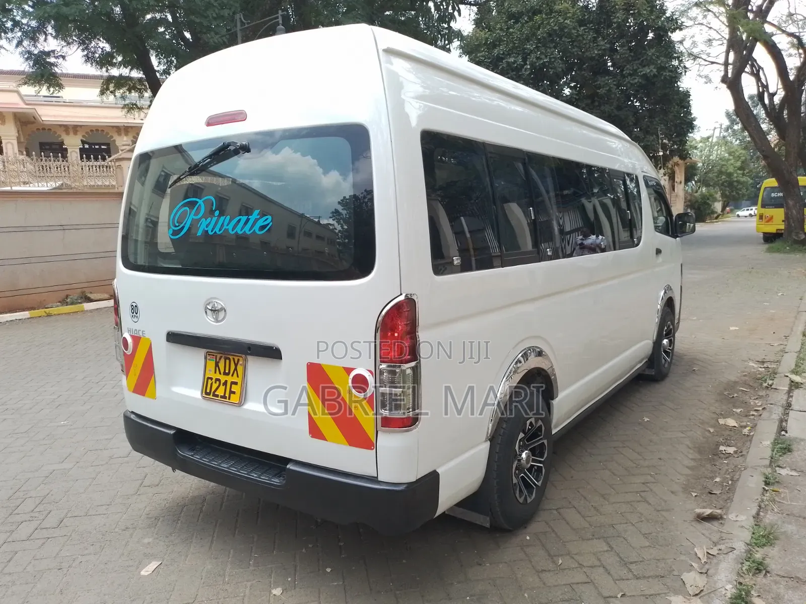 Toyota HiAce 2013 White