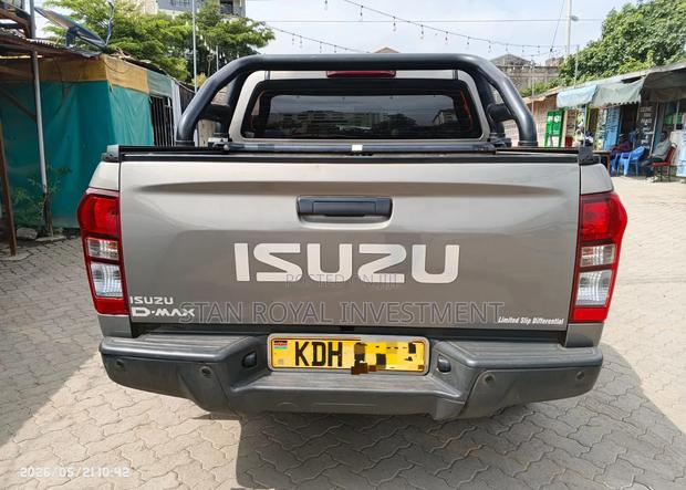 Isuzu Dmax 2022 - thumbnail 3