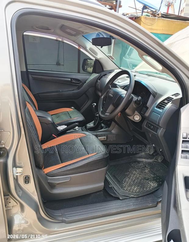 Isuzu Dmax 2022 - thumbnail 9