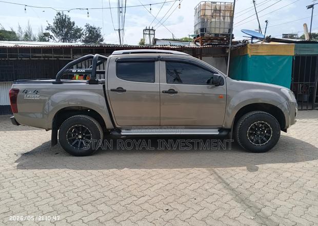 Isuzu Dmax 2022 - thumbnail 16