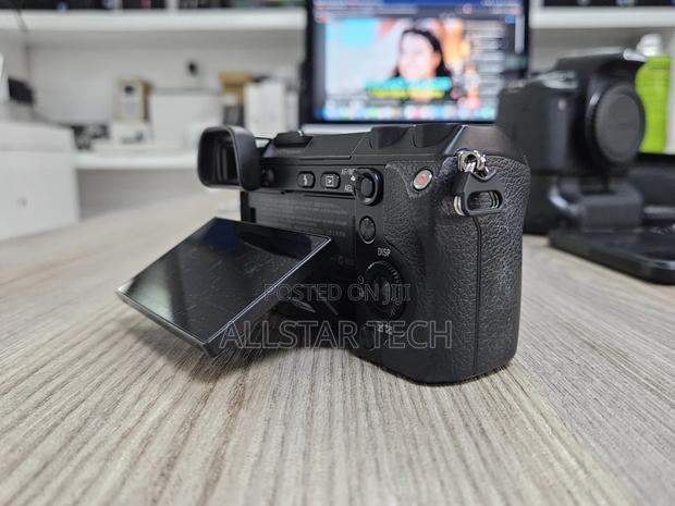 Sony Nex-7 - thumbnail 3