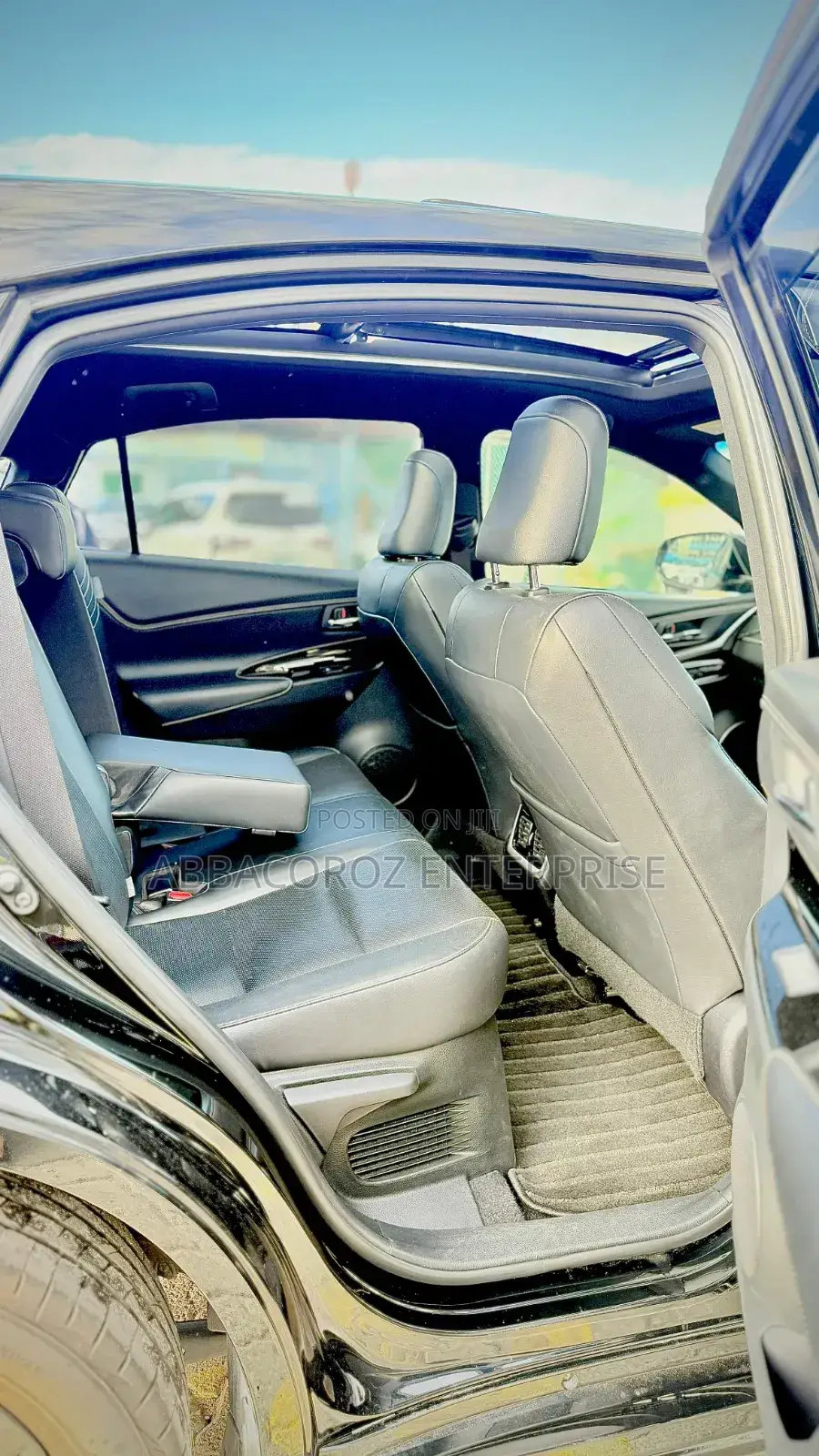 Toyota Harrier 2.0 2018 Black