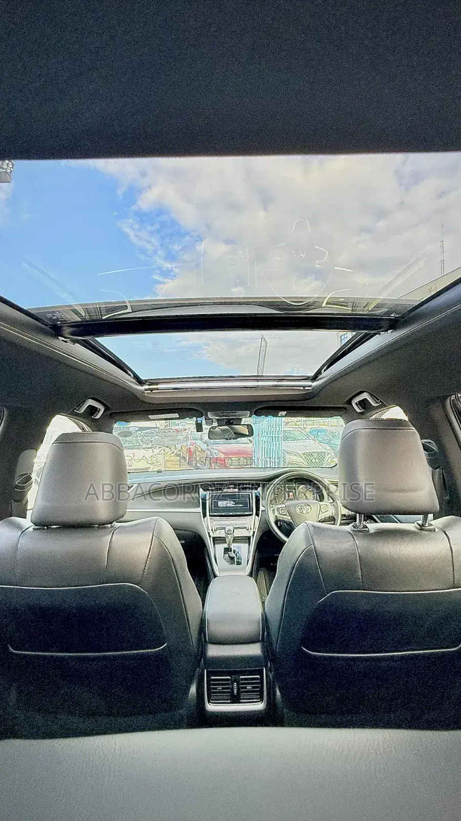 Toyota Harrier 2.0 2018 Black