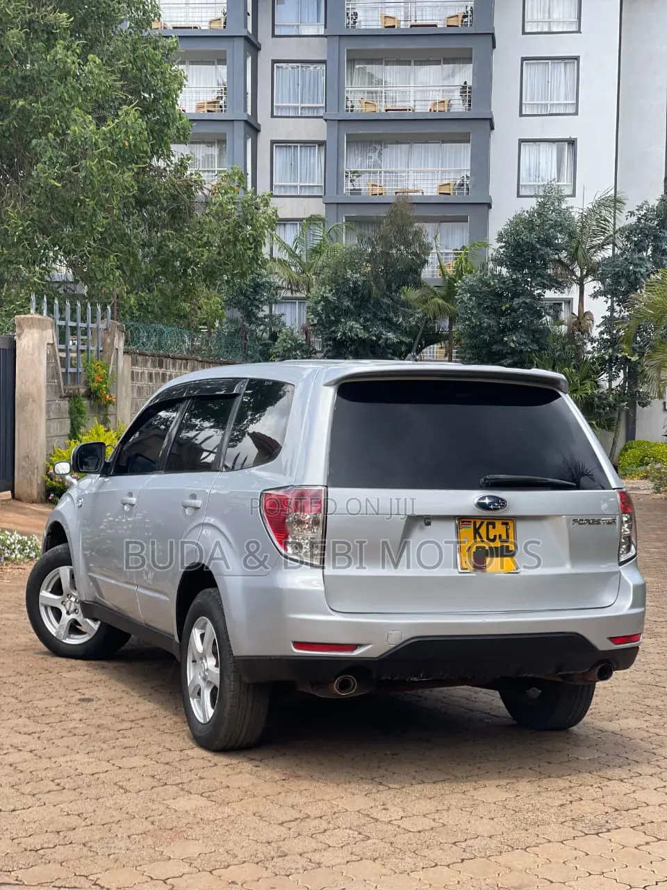 Subaru Forester 2010 Silver