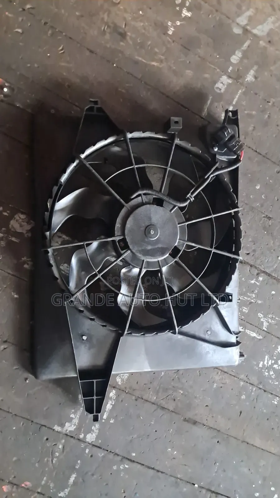 Santafe Fan Raditor /Radiator Shround