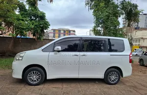 Toyota Noah 2013 White