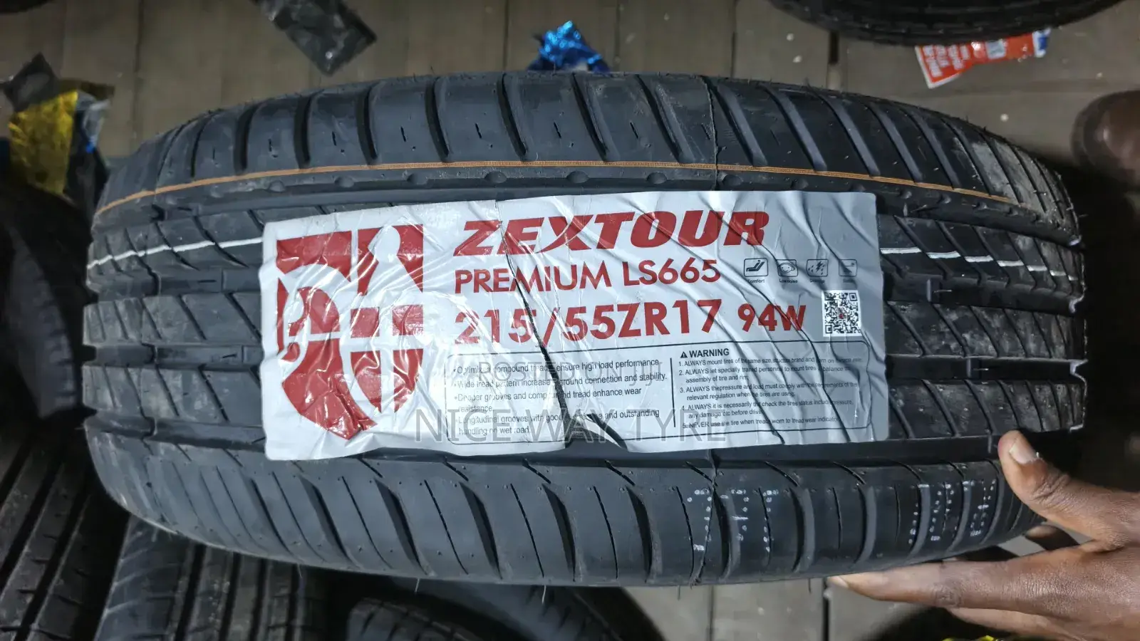 215/55r17 Zextour