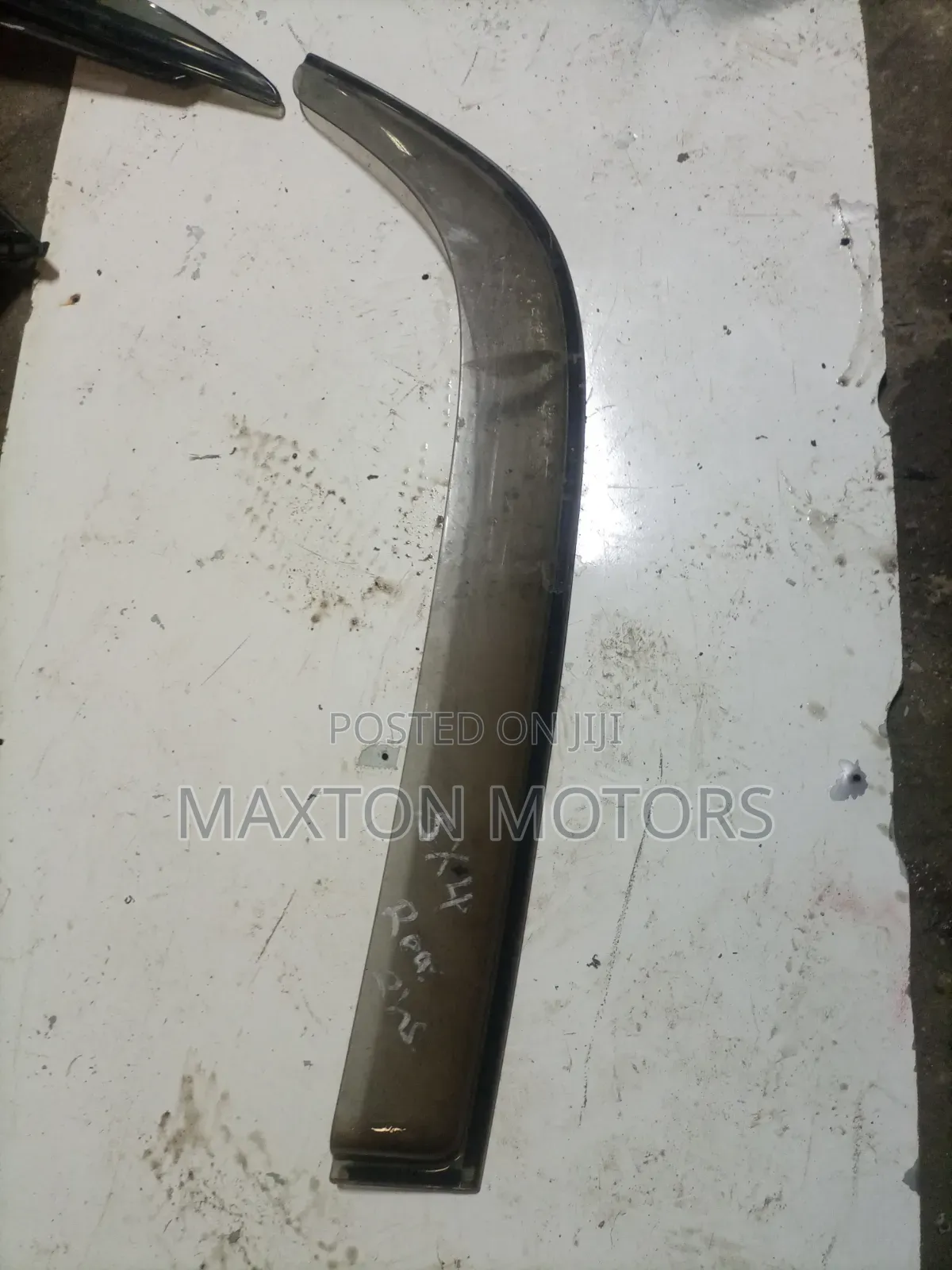 Suzuki Sx4 Rear Windbreaker Station Wagon