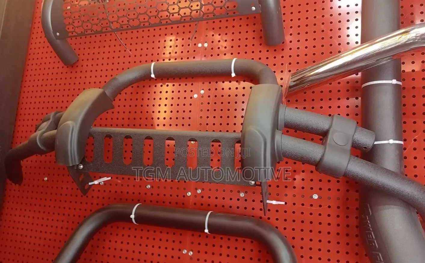 Front Bull Bar 17 Black