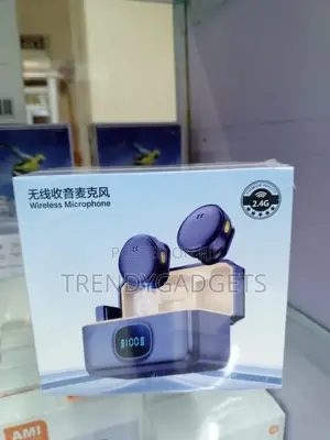 Q8 Wireless Lavalier Mic 20m Range for Streaming Vlog