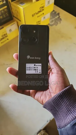 Ez 1 Phone With Charger