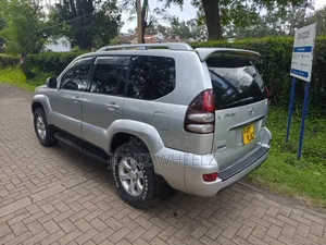 Toyota Land Cruiser Prado 2.7 5dr 2004 Silver