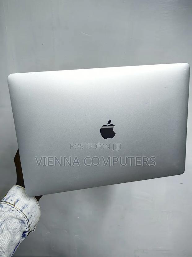 Laptop Apple MacBook 2016 8GB Intel Core i5 SSD 256GB - thumbnail 2