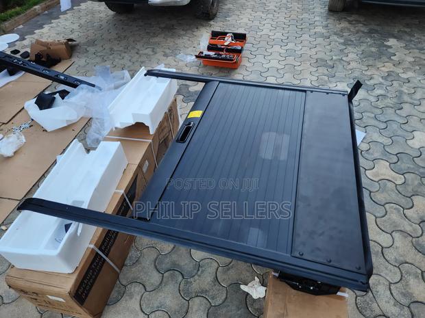 Your Pickup With a Premium Aluminum Lockable Roller Shutter Cover 