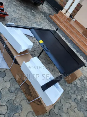 Your Pickup With a Premium Aluminum Lockable Roller Shutter Cover 