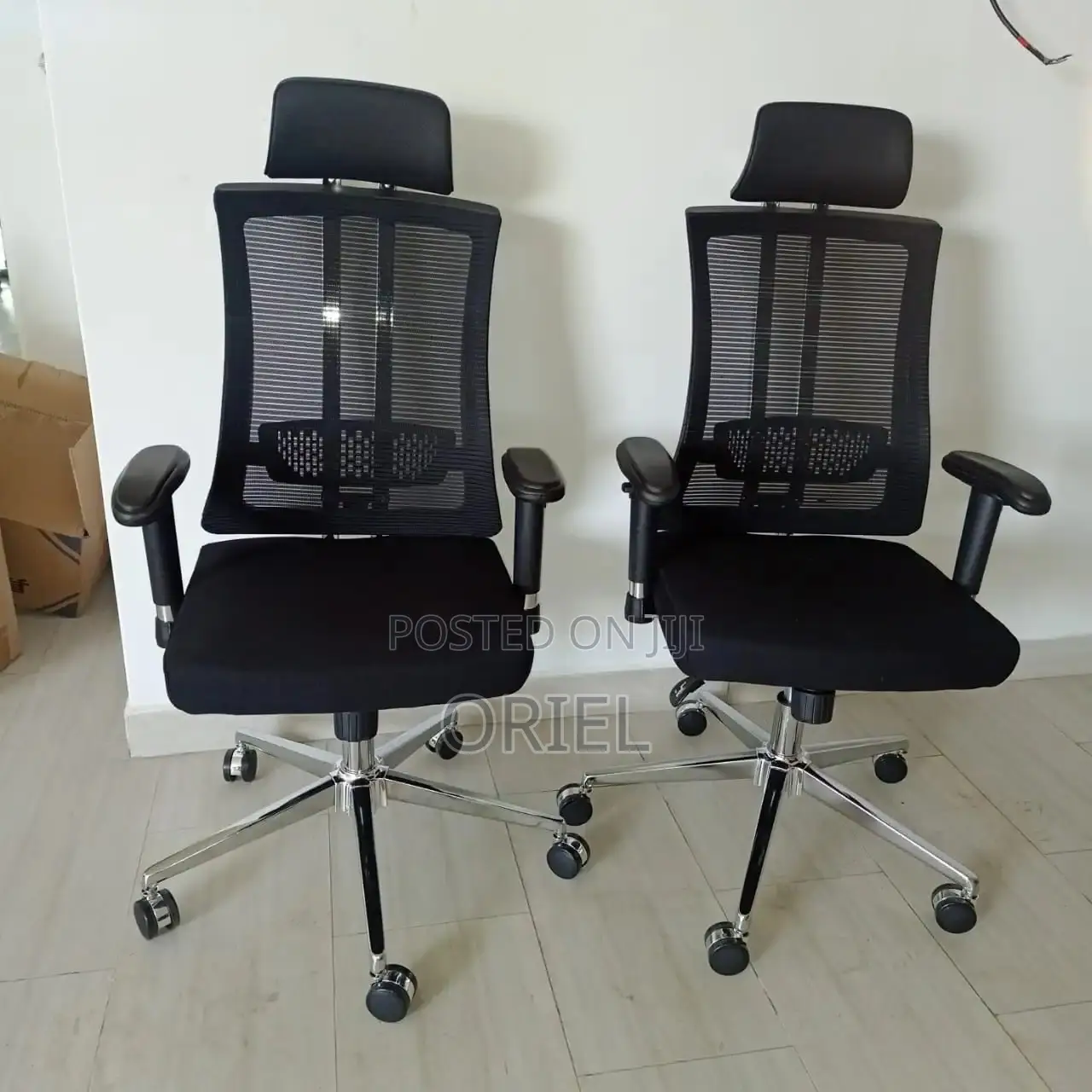 Office Chair : High-Back Ergonomic Office Modern Chair